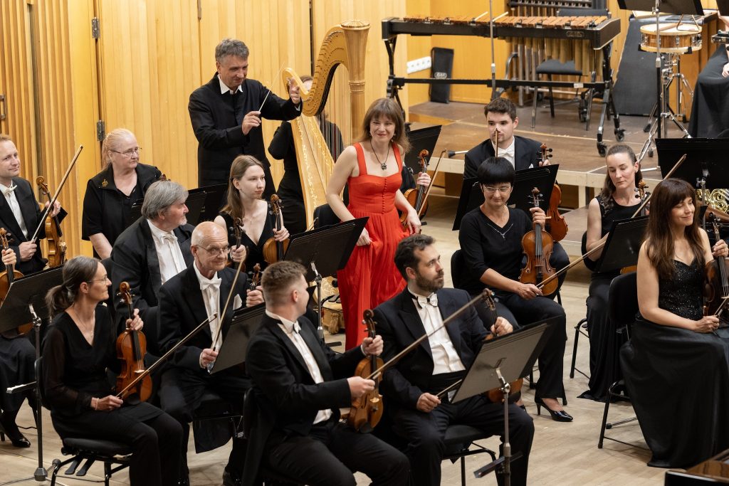 Nový svět. Nové příležitosti, 7. května 2026, Reduta, Olomouc – Anna Fedorova, Zsolt Hamar a Moravská filharmonie Olomouc (foto Tereza Valnerová)