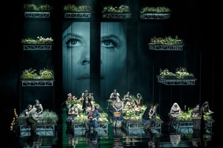 Francis Poulenc: Dialogy karmelitek, Státní opera, Praha – soubor Státní opery (foto Petr Neubert)