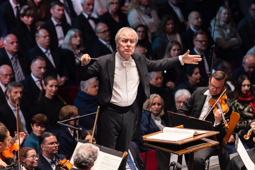 Smetanova Litomyšl: Zahajovací koncert, 12. června 2026, Státní zámek Litomyšl – David Robertson a Česká filharmonie (zdroj Smetanova Litomyšl)