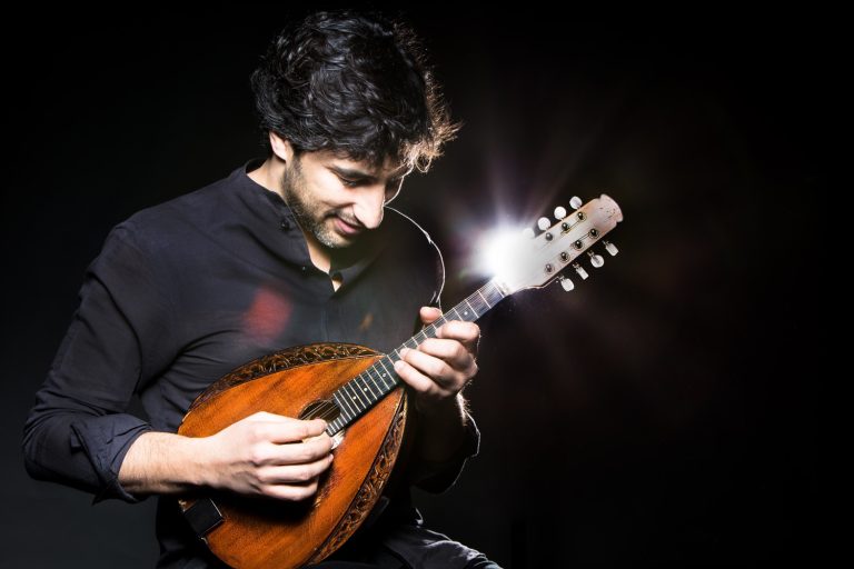 Avi Avital (foto Zohar Ron)
