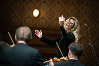 Pražské jaro: Barbara Hannigan & Česká filharmonie, 2. června 2026, Rudolfinum, Dvořákova síň – Barbara Hannigan (foto Petra Hajská)