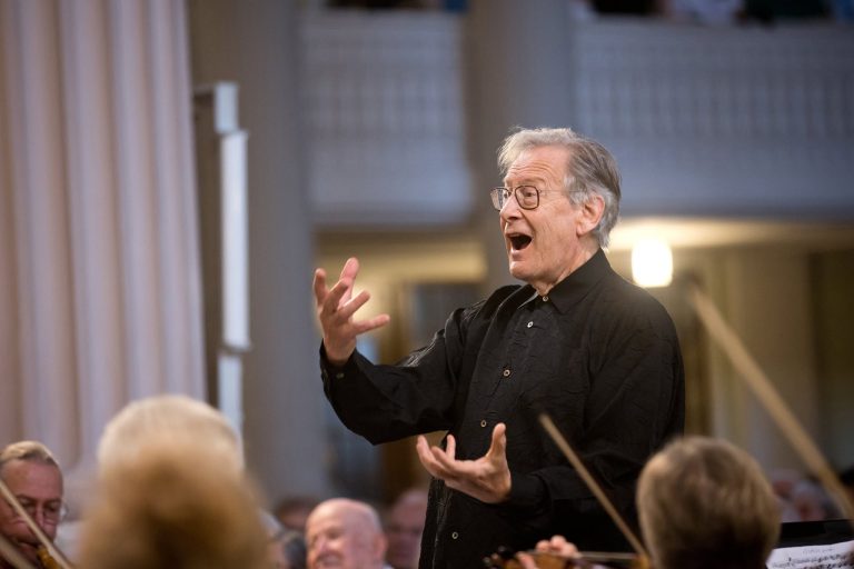 Sir John Eliot Gardiner (foto Gert Mothes)