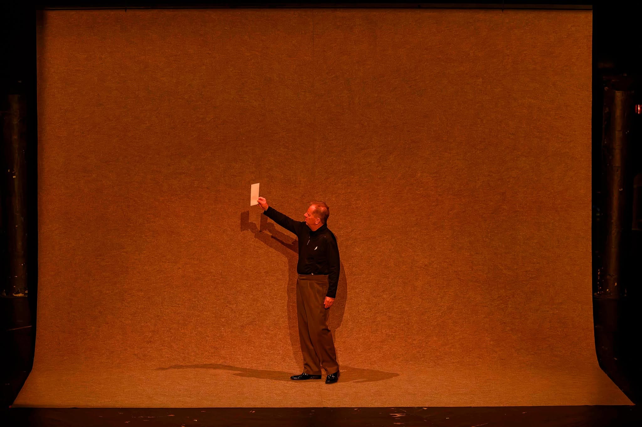 Richard Ayres: No. 61 (David) – Nicholas Isherwood , 23. června 2026, Divadlo Antonína Dvořáka, Ostrava (zdroj New Opera Days Ostrava 2026)