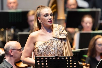 Smetanova Litomyšl: Oedipus Rex a Petr Popelka – Ester Pavlů, 28. června 2026, II. Zámecké nádvoří, Státní zámek Litomyšl (zdroj Smetanova Litomyšl, foto František Renza)
