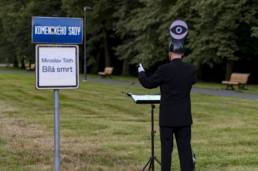 NODO – Miroslav Tóth: Bílá smrt, 24. června 2026, Komenského sady, Ostrava – Jan Bubák (foto Martin Popelář)