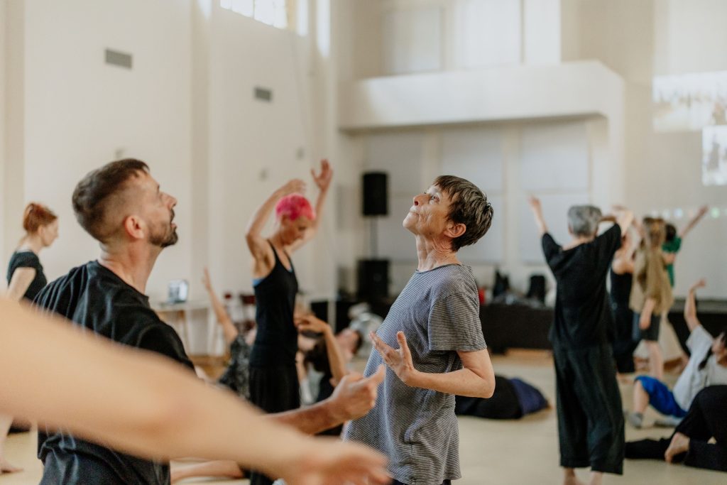 Sympozium Inner Speech as a Stage Gesture in Instant Composition – Lisa Nelson: online workshop, Žižkostel, Praha (foto Tereza Jakoubková)