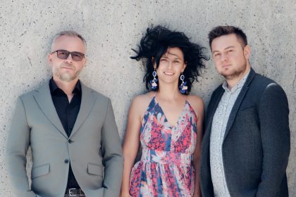 Dominik Jastrzębski, Monika Kruk a Michał Marcol (zdroj Klášter Broumov)