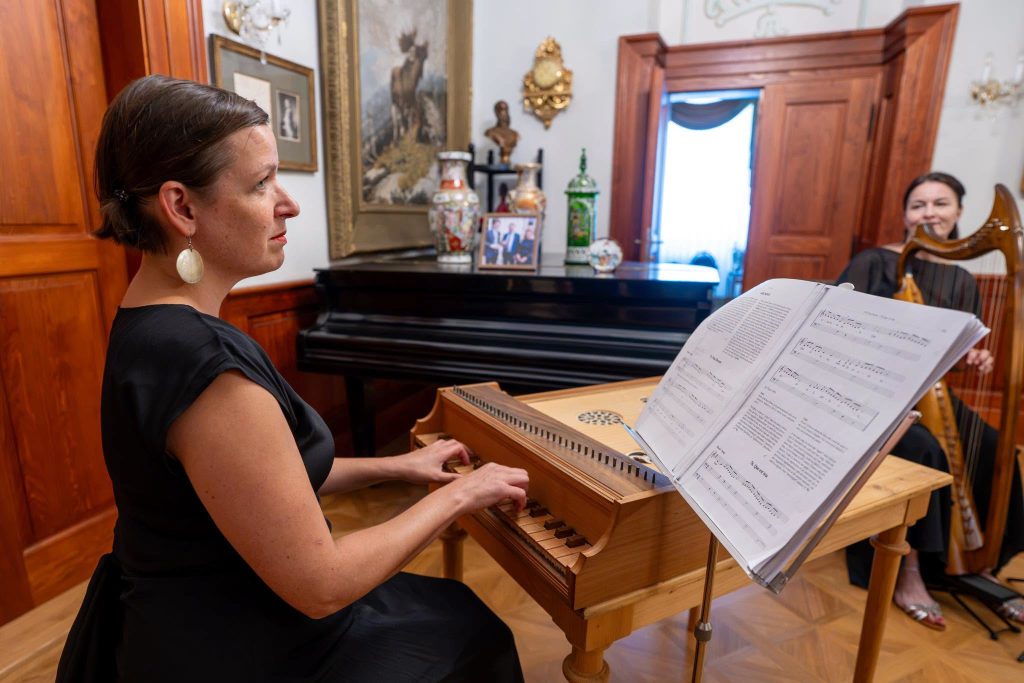 Smetanova Litomyšl 2026: Středověké milostné písně, 28. června 2026, Lovecký zámeček Karlštejn – Kristýna Kosíková (foto Ivan Krejza)