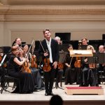 Blake Pouliot a Prague Philharmonia v Carnegie Hall (foto Roberto Soler)