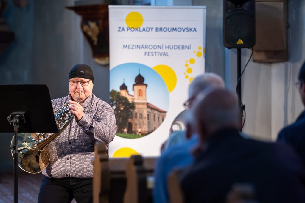 Za poklady Broumovska: Koncert lektorů Letních hornových kurzů, 1. srpna 2026, Kostel sv. Prokopa, Bezděkov nad Metují – Zuzana Rzounková (zdroj Za poklady Broumovska)
