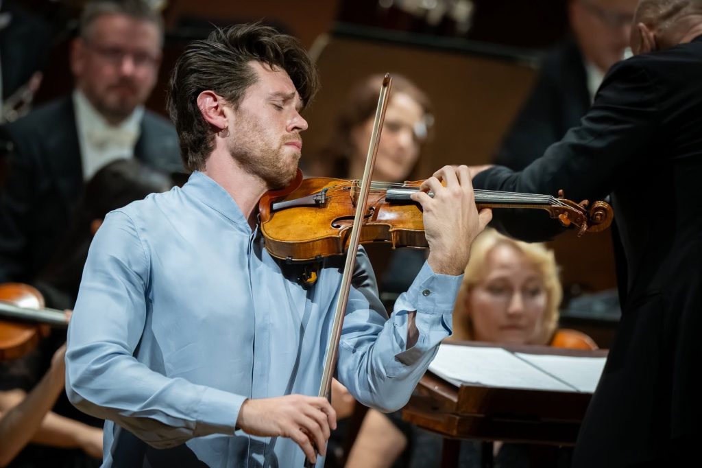 Blake Pouliot, 4. září 2026, Rudolfinum, Praha (zdroj Prague Philharmonia, foto Ivan Malý)