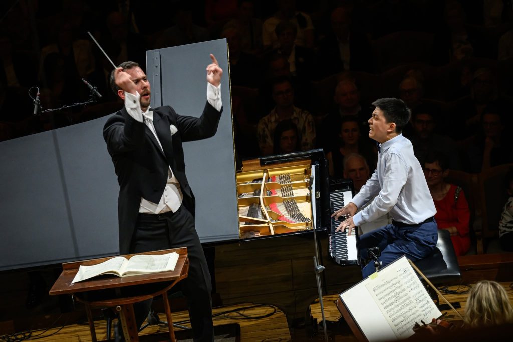 Concertino Praga: Finále kategorie Klávesové a strunné nástroje, 18. září 2026, Rudolfinum – Marek Šedivý a Alex Xuyao Bai (foto Petra Hajská)