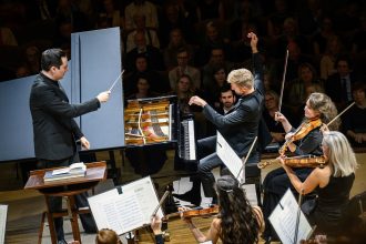 Iván López Reynoso, Andrew von Oeyen, Prague Philharmonia, 29. září 2026, Dvořákova síň, Rudolfinum, Praha (zdroj Prague Philharmonia, foto Petra Hajská)