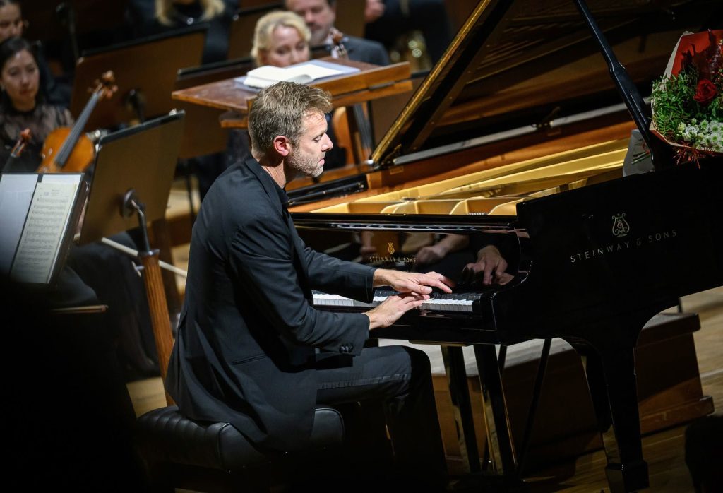 Andrew von Oeyen, Prague Philharmonia, 29. září 2026, Dvořákova síň, Rudolfinum, Praha (zdroj Prague Philharmonia, foto Petra Hajská)
