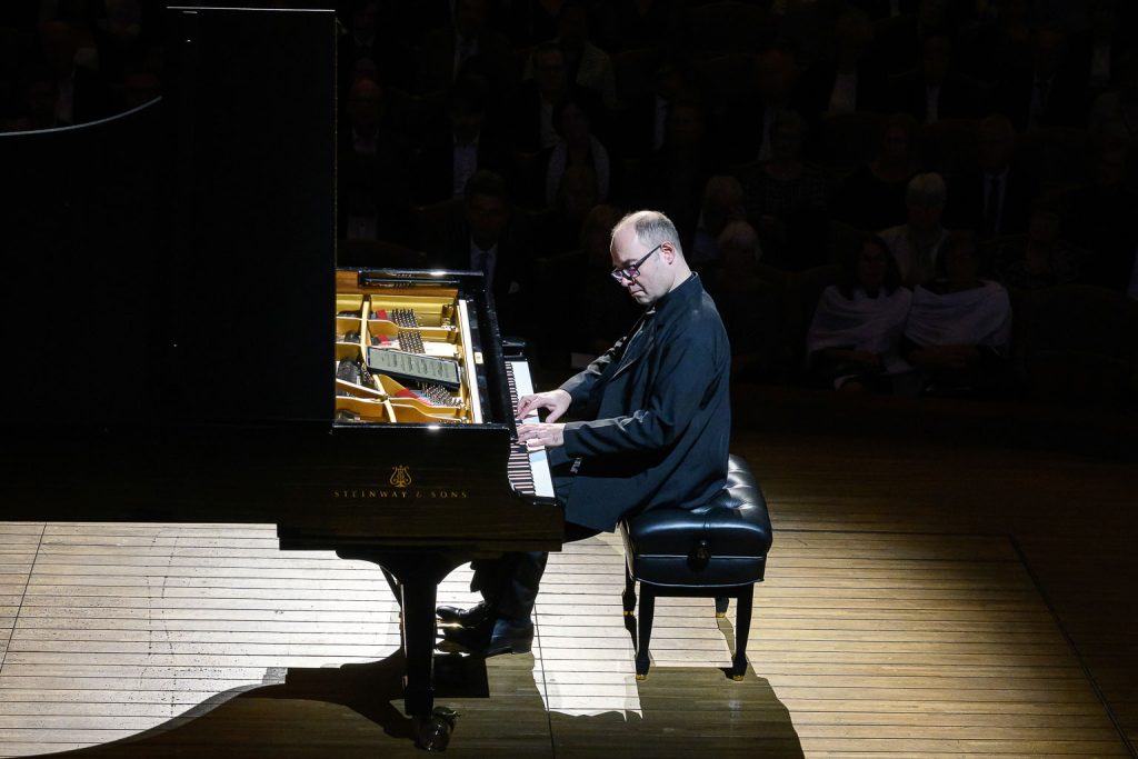 Dvořákova Praha: Alexander Melnikov, 21. září 2026, Rudolfinum, Dvořákova síň (foto Petra Hajská)