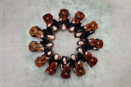 12 violoncellistů Berlínských filharmoniků (zdroj Dvořákova Praha)