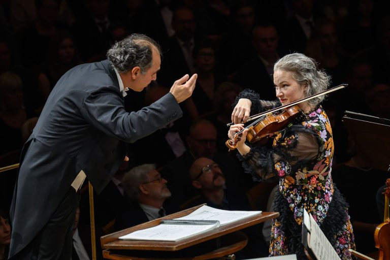 Dvořákova Praha: Wiener Philharmoniker, Tugan Sokhiev, Hilary Hahn, 12. září 2026, Rudolfinum, Dvořákova síň (foto Petra Hajská)