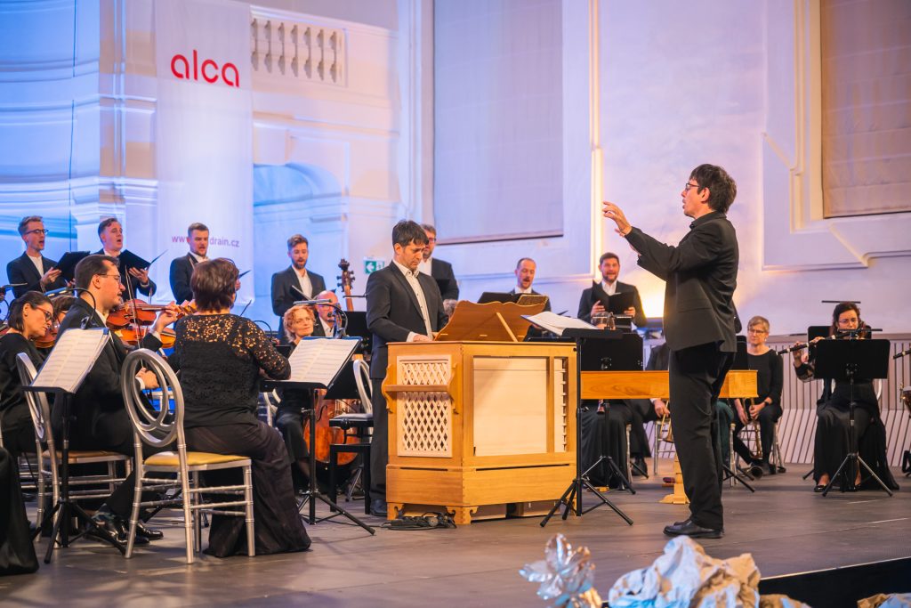 Zahajovací koncert Lednicko-valtického hudebního festivalu 2026, 26. září 2026, Zámecká jízdárna Valtice – Václav Luks a Collegium 1704 (foto Erika Partyková)