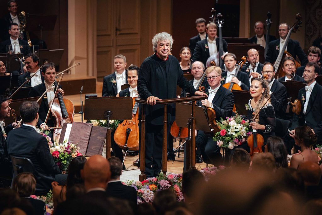 Česká filharmonie: Zahajovací koncerty, 1. září 2026, Rudolfinum, Dvořákova síň, Praha – Semjon Byčkov a Česká filharmonie (zdroj Česká filharmonie)
