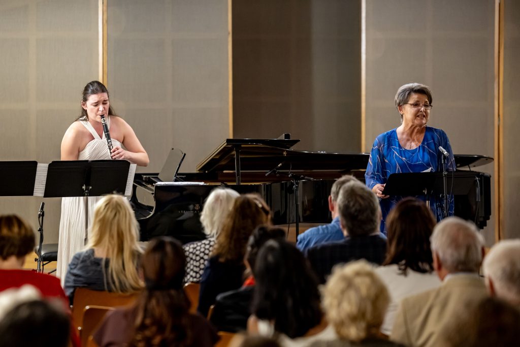 Gratulační koncert k životnímu jubileu doc. Věry Šustíkové: Anna Paulová, Marta Hrachovinová, 4. října 2026, Galerie HAMU, Lichtenštejnský palác, Praha (zdroj Společnost českých skladatelů)