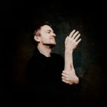 Alexandre Tharaud (zdroj Warner Classics, foto Marco Borggreve)