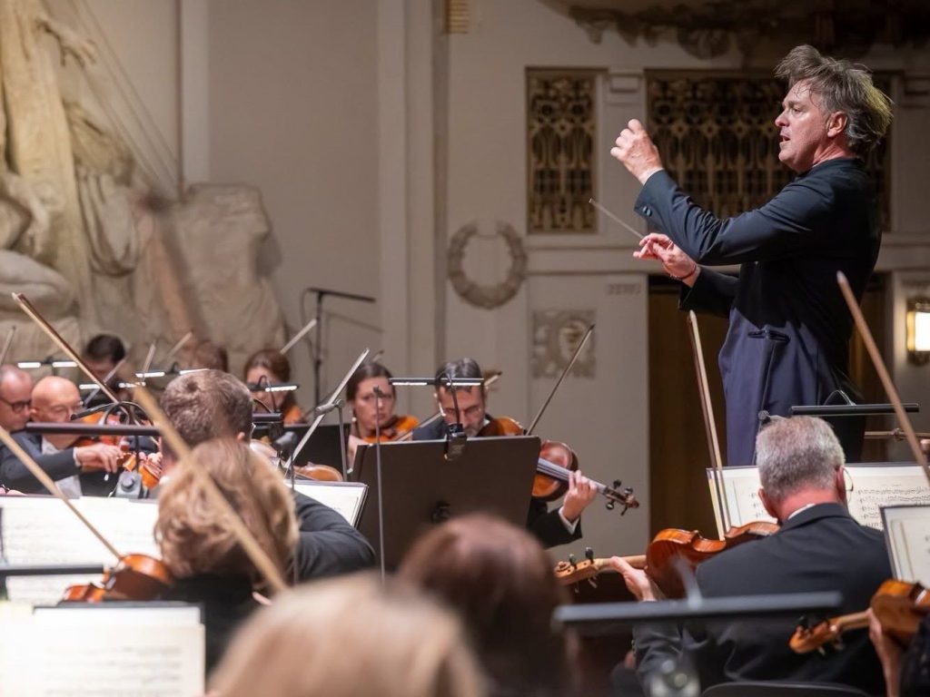 Tomáš Netopil, 7. října 2026, Smetanova síň Obecního domu, Praha (zdroj Symfonický orchestr hl. m. Prahy FOK, foto Ivan Malý)
