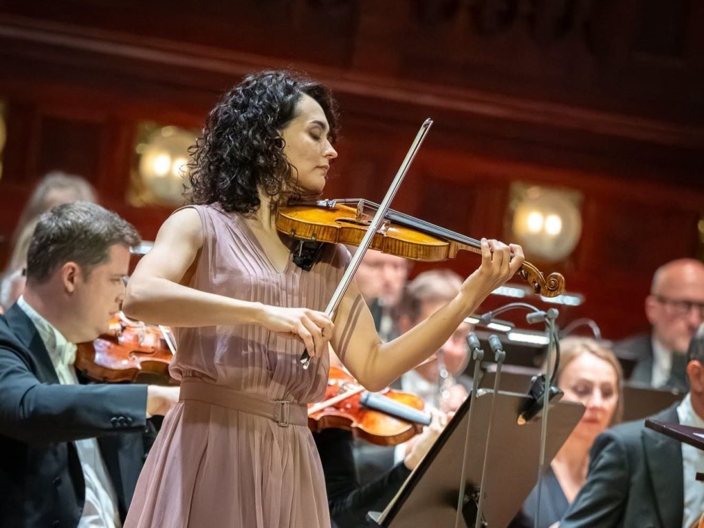 Alena Baeva, 7. října 2026, Smetanova síň Obecního domu, Praha (zdroj Symfonický orchestr hl. m. Prahy FOK, foto Ivan Malý)