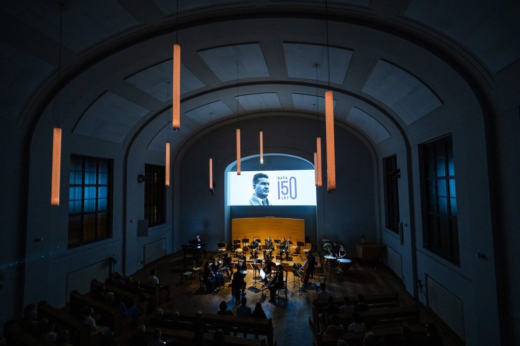 Bohuslav Martinů: Čím lidé žijí – NeoKlasik orchestr, 12. října 2026, evangelický kostel Komunitního prostoru Smíchov, Praha (zdroj NeoKlasik orchestr, foto Jan Kantor)
