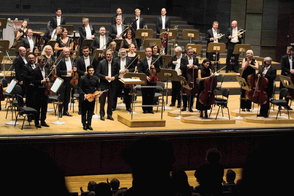 Severočeská filharmonie Teplice: 1. abonentní koncert symfonického cyklu B, 22. října 2026, Dům kultury Teplice – Robert Lakatos a Charles Olivieri-Munroe (zdroj Severočeská filharmonie Teplice)