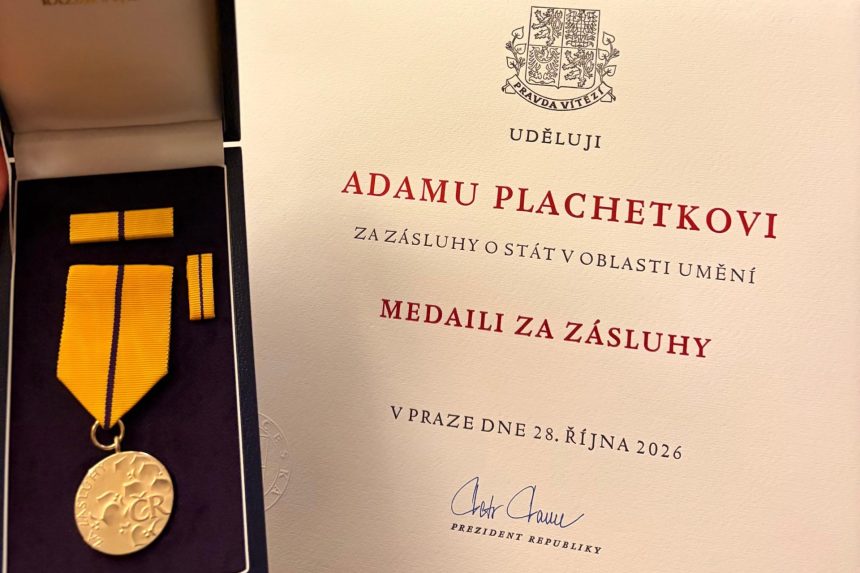Medaile Za zásluhy pro Adama Plachetku (zdroj Kateřina Kněžíková)