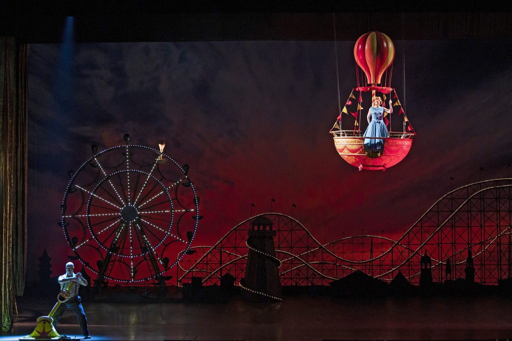 Wolfgang Amadeus Mozart: Così fan tutte, Metropolitan Opera New York (zdroj Aerofilms)