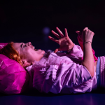 Michaela Dzurovčínová, Barbora Černá, Gabriela Gabašová: Prison Season, Divadlo X10, Praha (foto Anna Benháková)