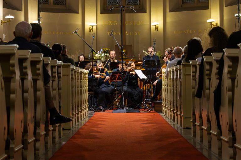 Musica Florea: Haydn diriguje Vaňhala, 3. října 2026, kostel U Salvátora, Praha (foto Šimon Eben)