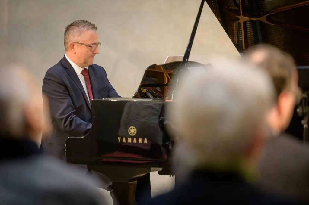 Lieder Society: Československý salón, 16. října 2026, Novoměstská radnice, Praha – Róbert Pechanec (foto Petr Vrabec)