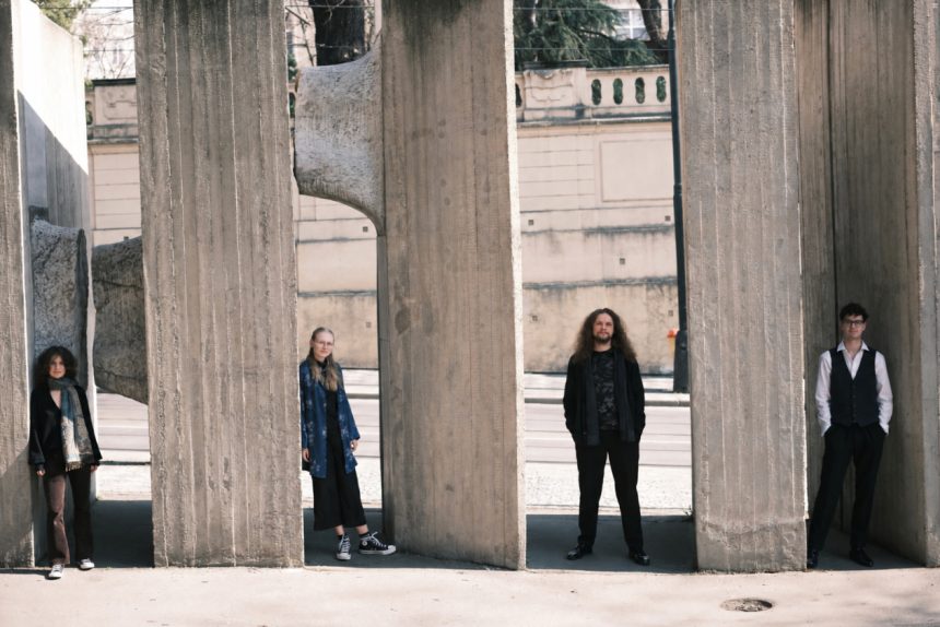 Ullmann Ensemble (zdroj Ullmann Ensemble)